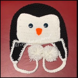 >>>$12 CHRISTMAS SALE<<< Penguin crochet hat